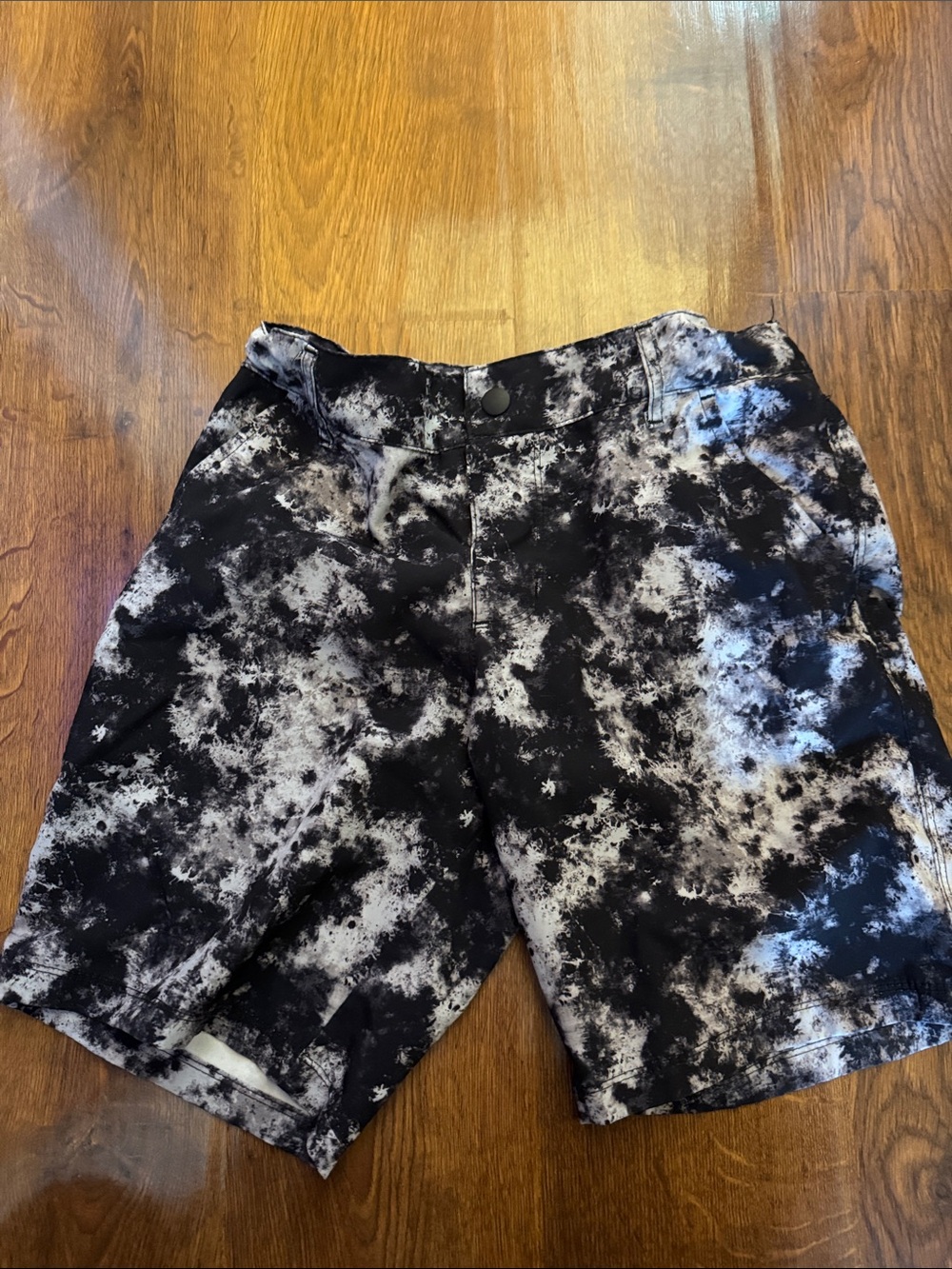 art class Black and White Tie-Dye Kids Swim Trunks